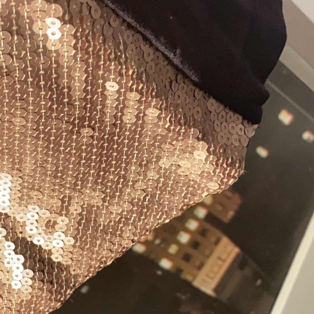 CALVIN KLEIN - NWT - sequin gold tank w black spandex back - L - Picture 10 of 16